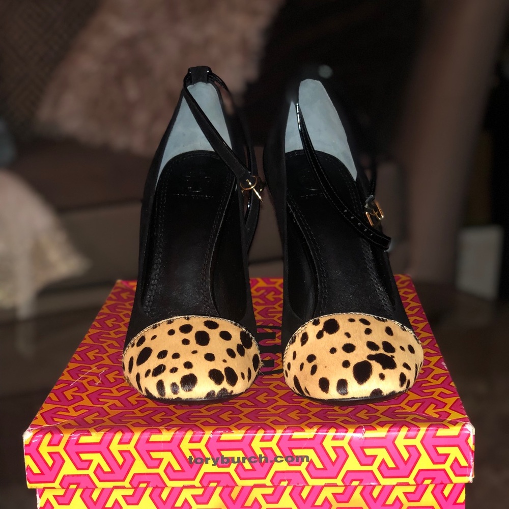 Tory Burch Black/Cheetah Pump